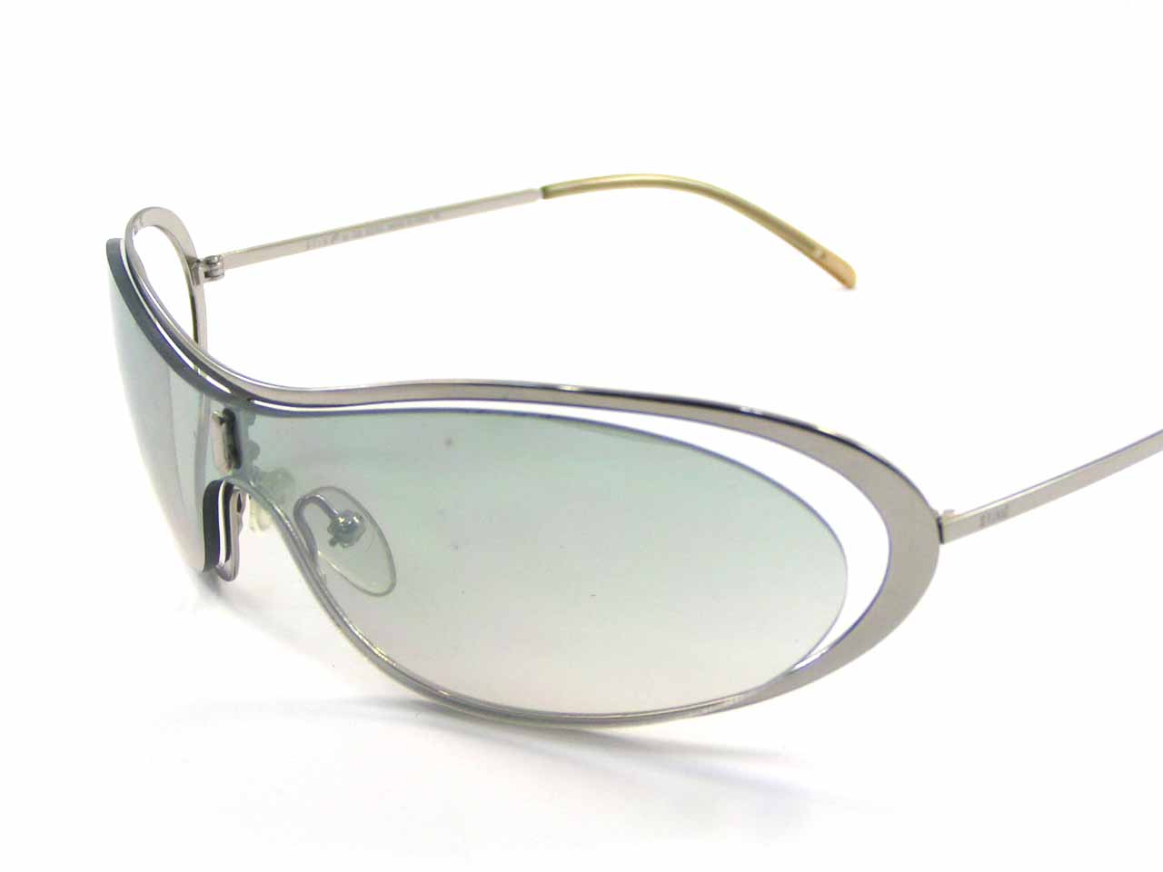 http://www.police.ne.jp/images/police-sting-sunglasses-4553M-579-4.jpg